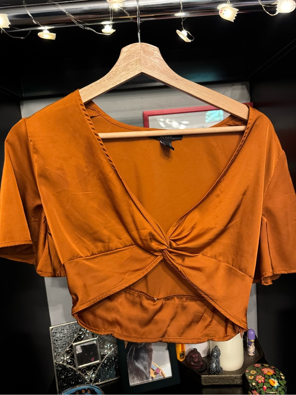 Gorgeous Women’s Bronze Fall Twist-Front Layering Crop Top 🍁